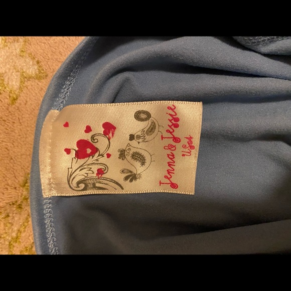 Shirt - Picture 3 of 3